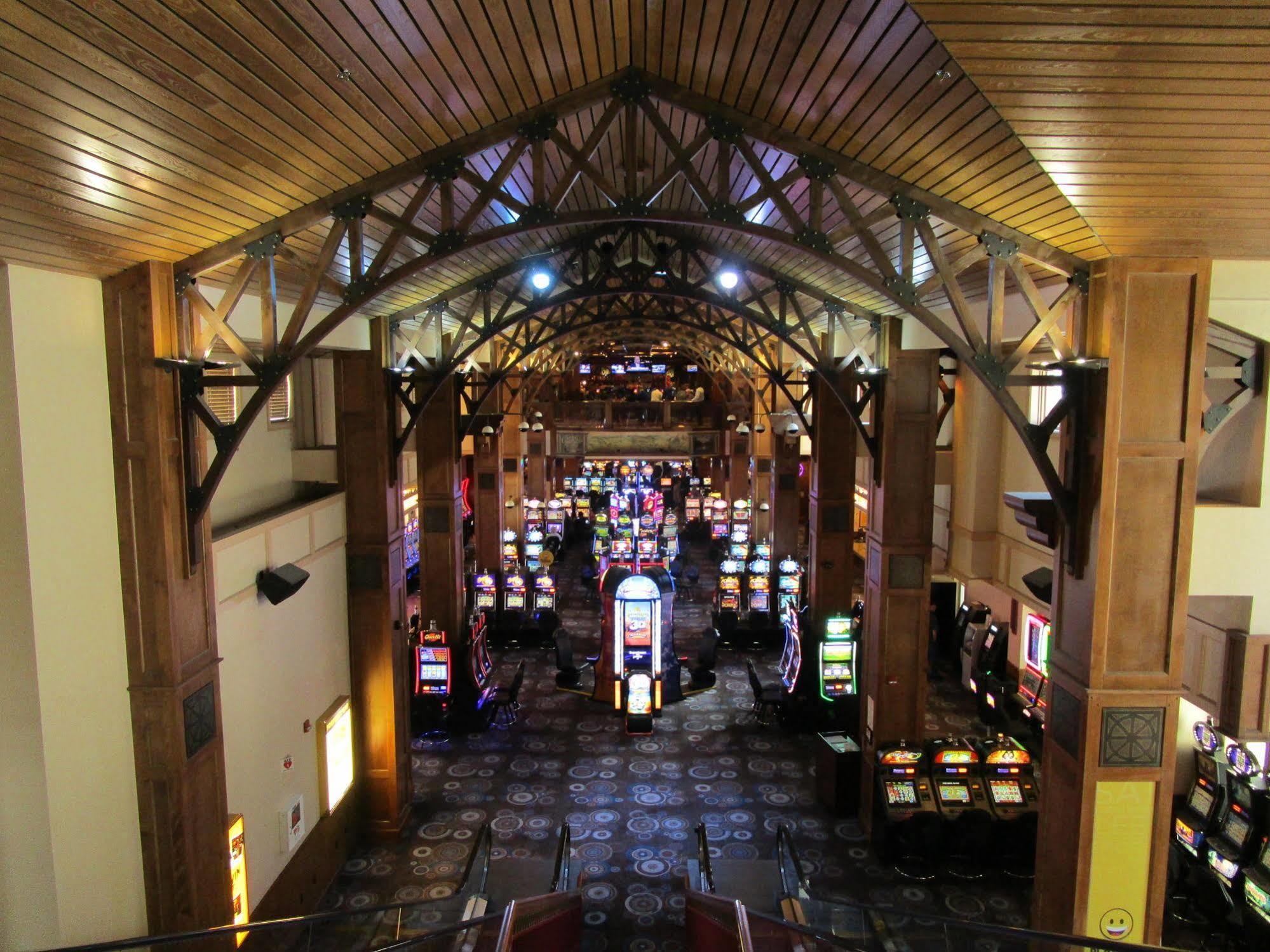 Lady Luck Casino Блек Хоук Екстериор снимка