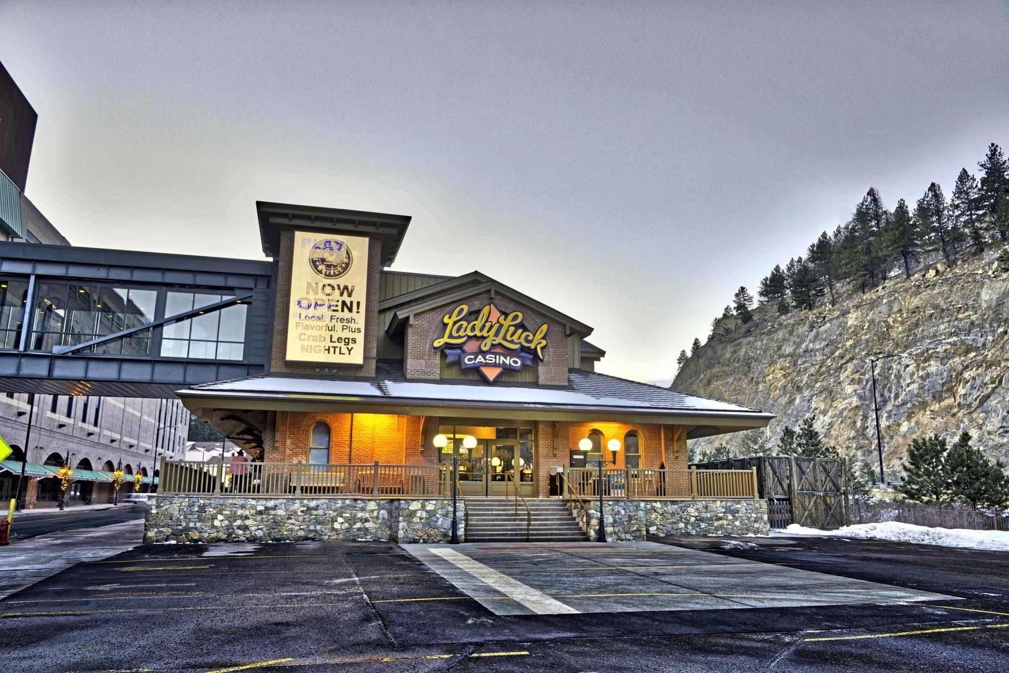 Lady Luck Casino Блек Хоук Екстериор снимка
