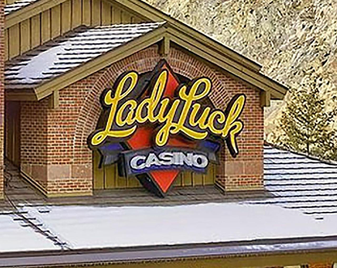 Lady Luck Casino Блек Хоук Екстериор снимка